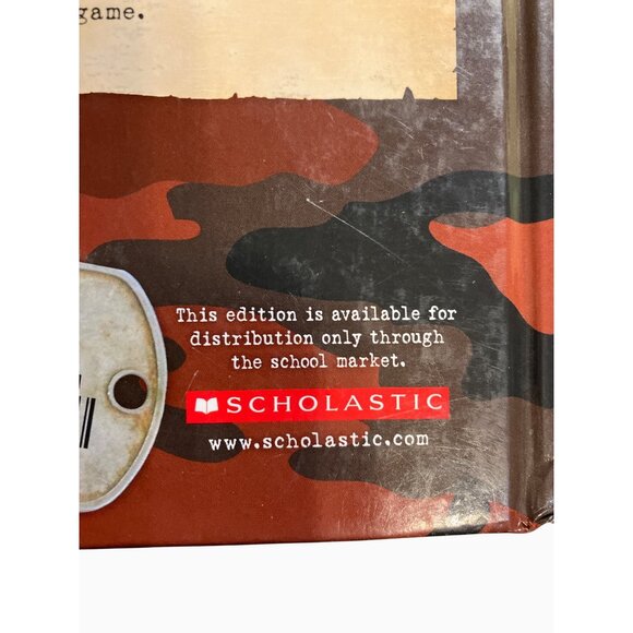 World War II Book One "The Right Fight" By Chris Lynch - Picture 5 of 16